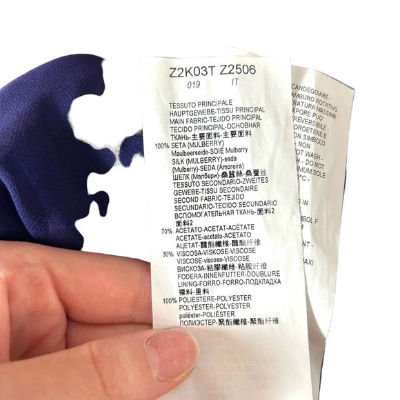 Emporio‎ Armani Blue Runway Model Printed Sleeveless Blouse Size 38 / US 2 - Picture 8 of 10